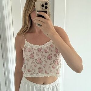 Cropped Floral Lace Detail Top